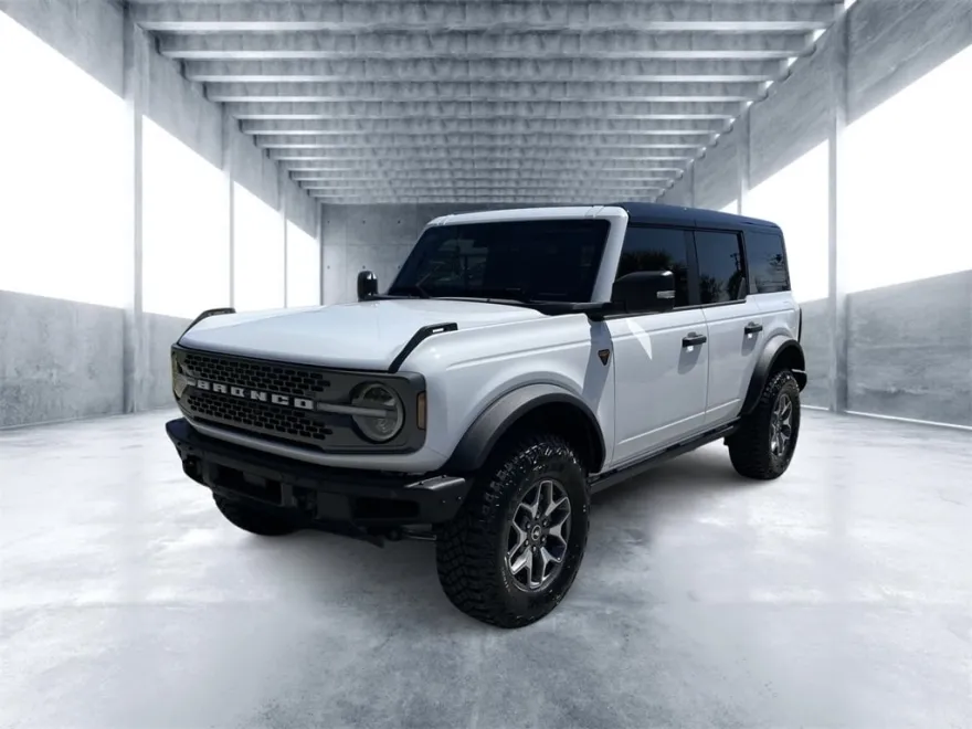 2025 Ford Bronco Badlands photo 1