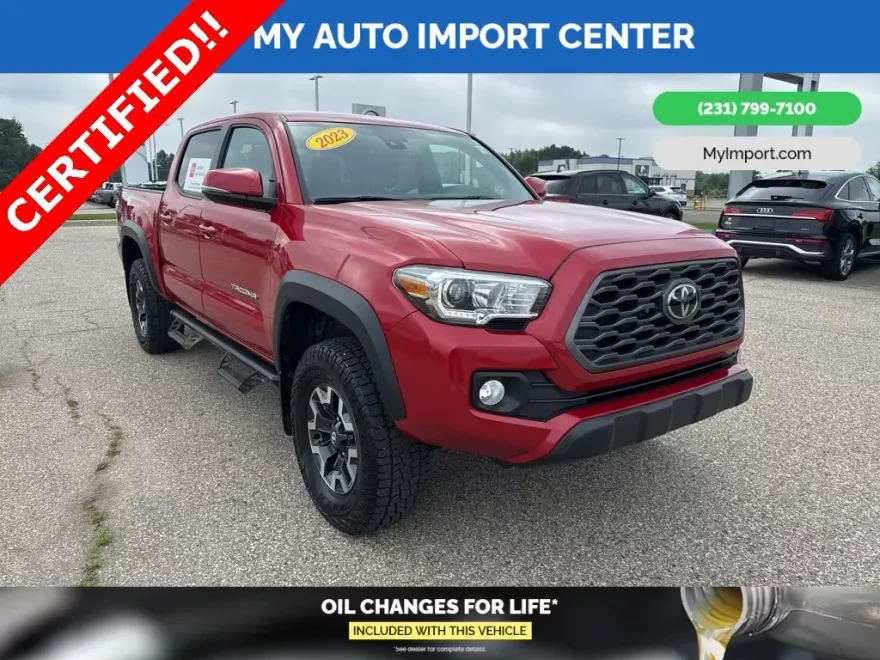 2023 Toyota Tacoma TRD Off-Road photo 1
