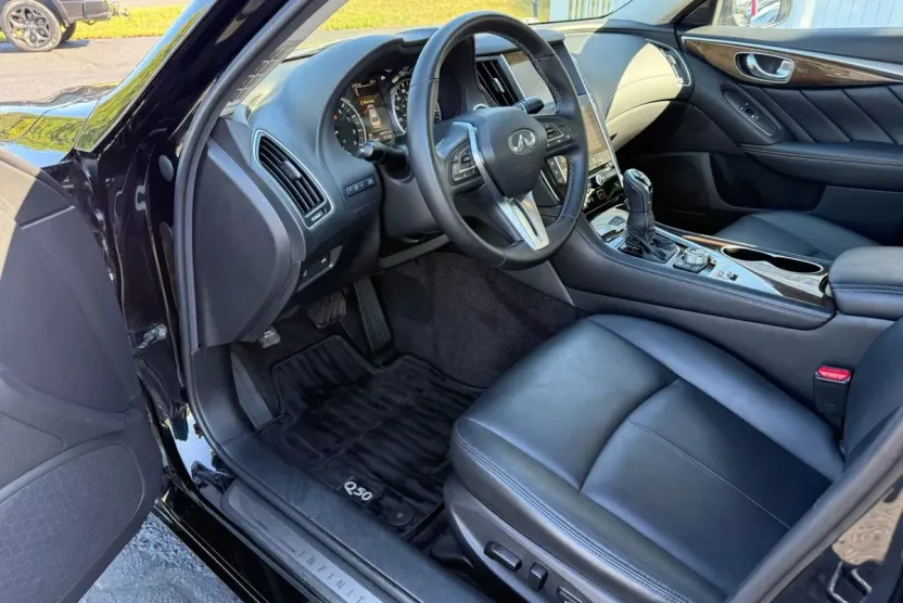 2019 Infiniti Q50 3.0t LUXE photo 1