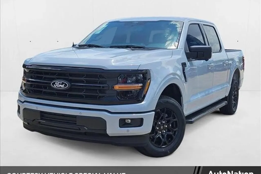 2025 Ford F-150 XLT photo 1