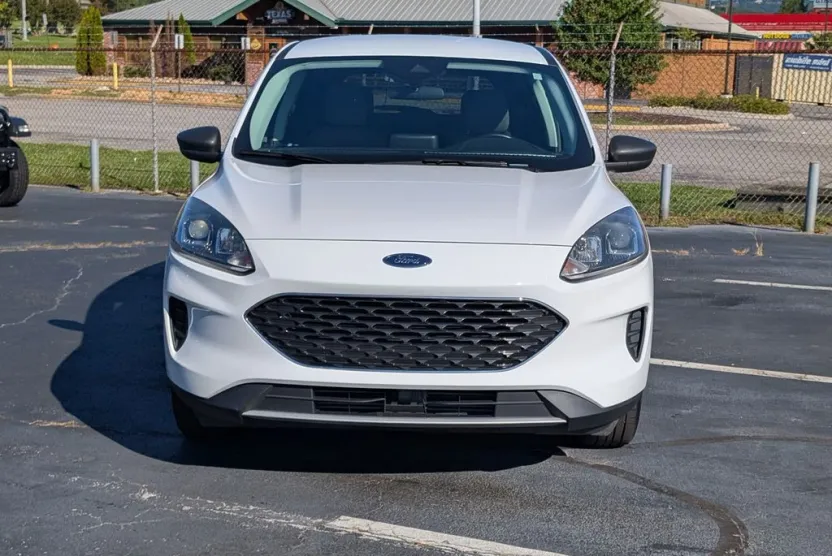 2022 Ford Escape SE photo 1
