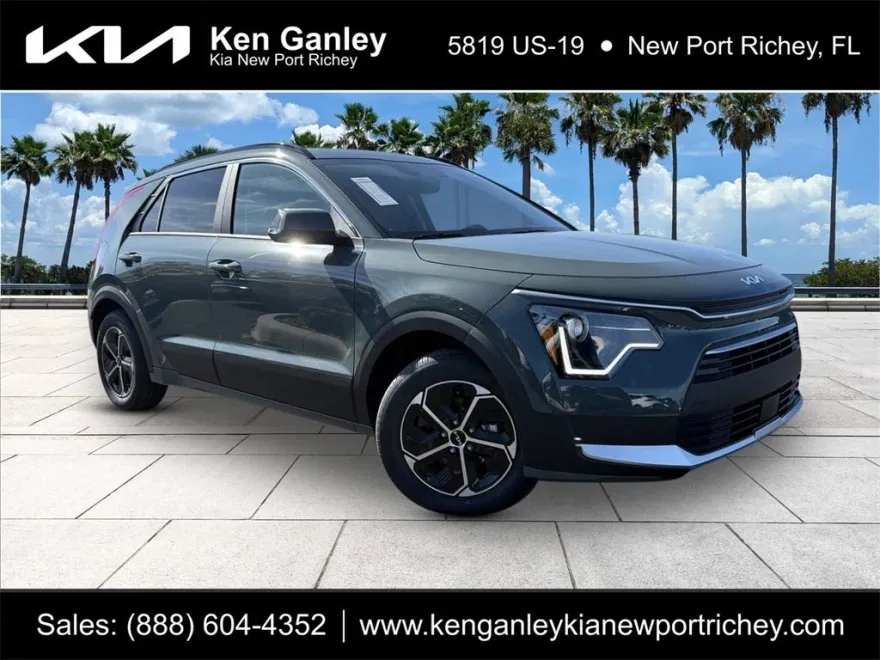 2025 Kia Niro EX photo 1