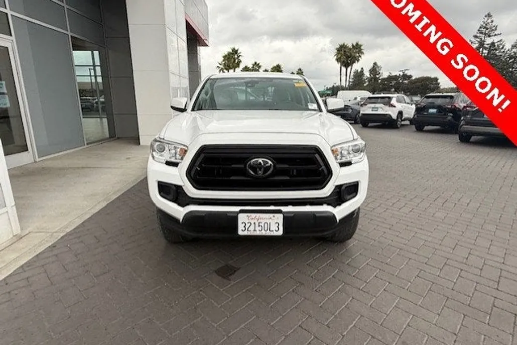 2022 Toyota Tacoma SR Double Cab V6 photo 1