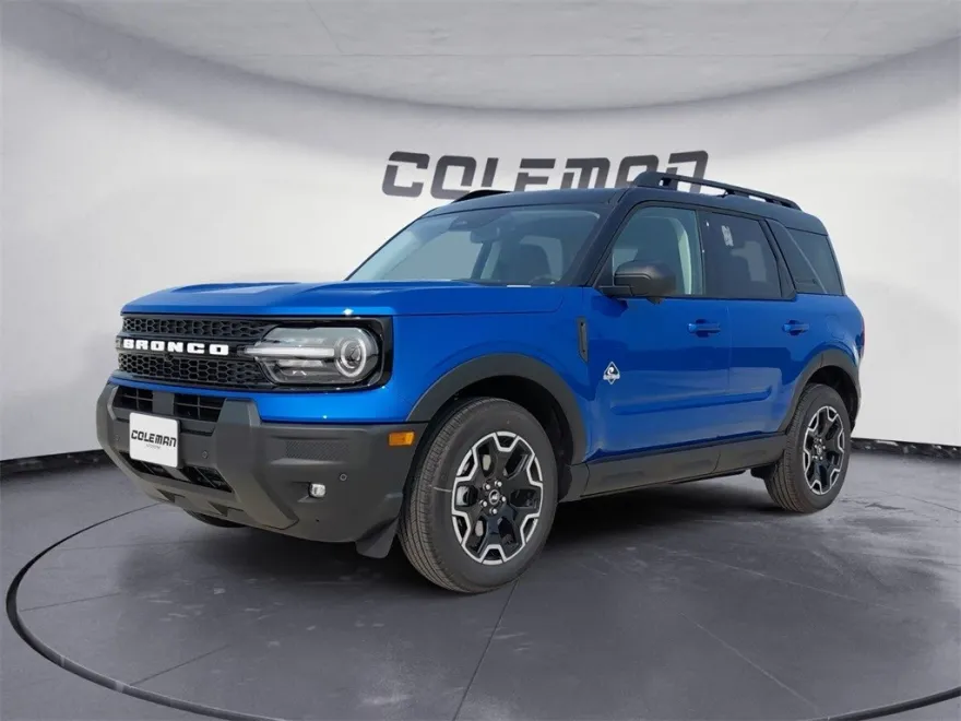 2025 Ford Bronco Sport Outer Banks photo 1