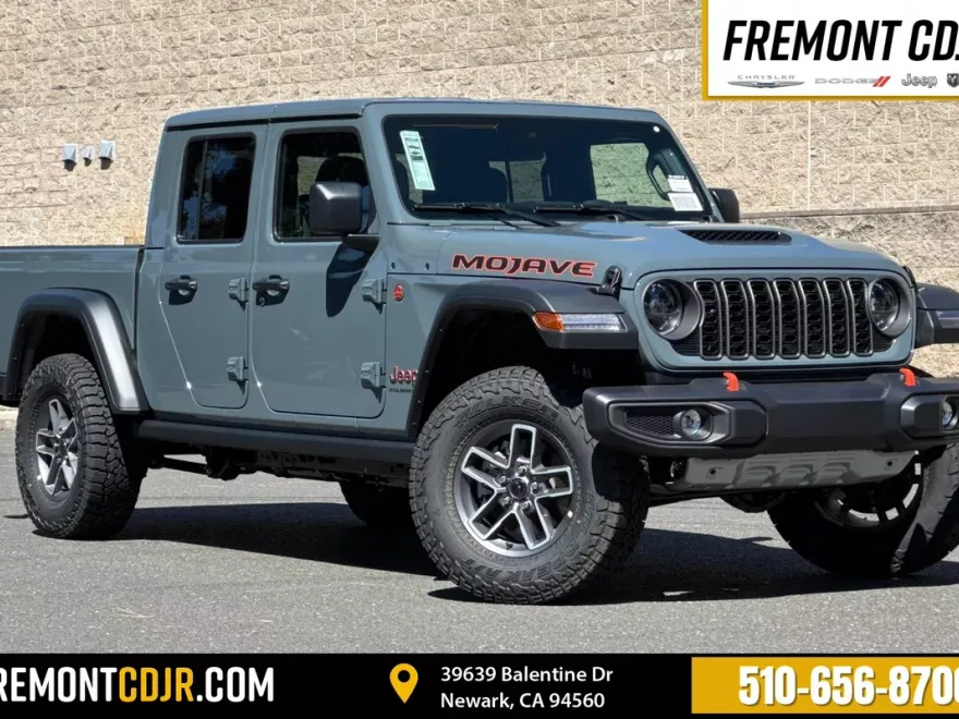 2025 Jeep Gladiator Mojave photo 1