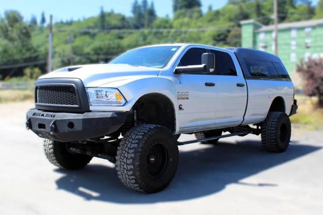 2015 Ram 3500 SLT photo 1