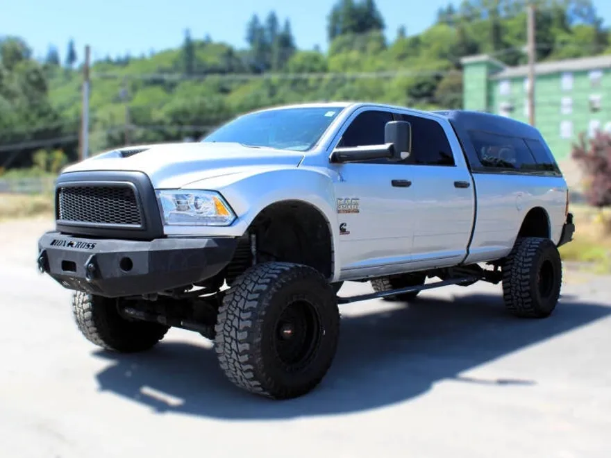 2015 Ram 3500 SLT photo 1