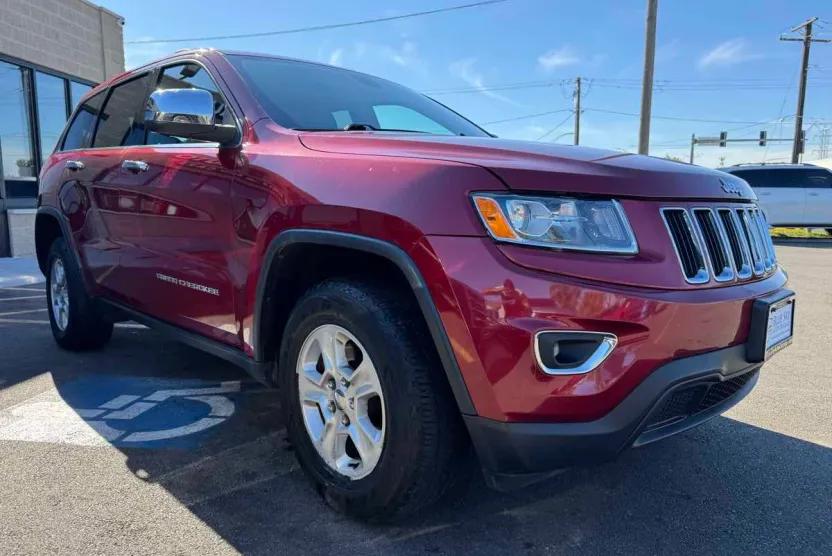 2015 Jeep Grand Cherokee Laredo photo 1