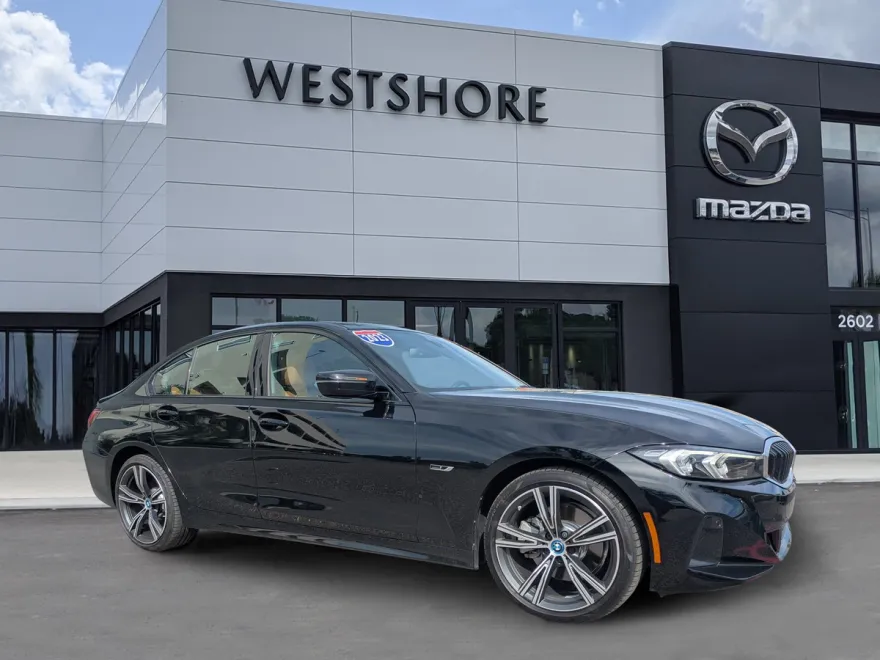 2023 Bmw 330e photo 1