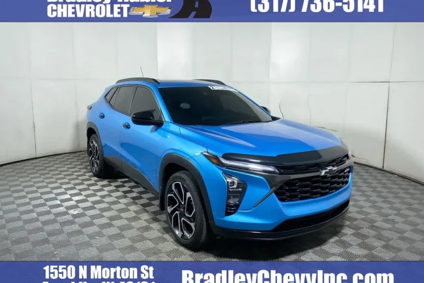 2025 Chevrolet Trax 2 photo 1