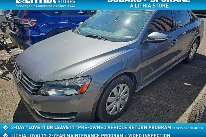 2012 Volkswagen Passat S photo 1