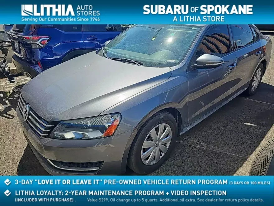 2012 Volkswagen Passat S photo 1