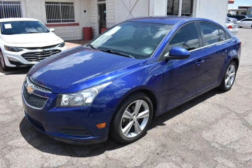 2012 Chevrolet Cruze photo 1