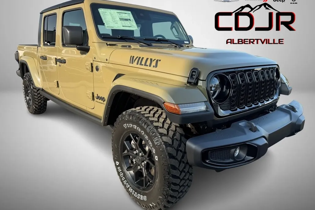 2025 Jeep Gladiator Willys photo 1