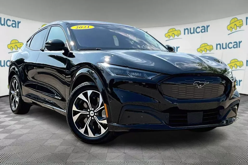 2021 Ford Mustang Mach-E Select photo 1