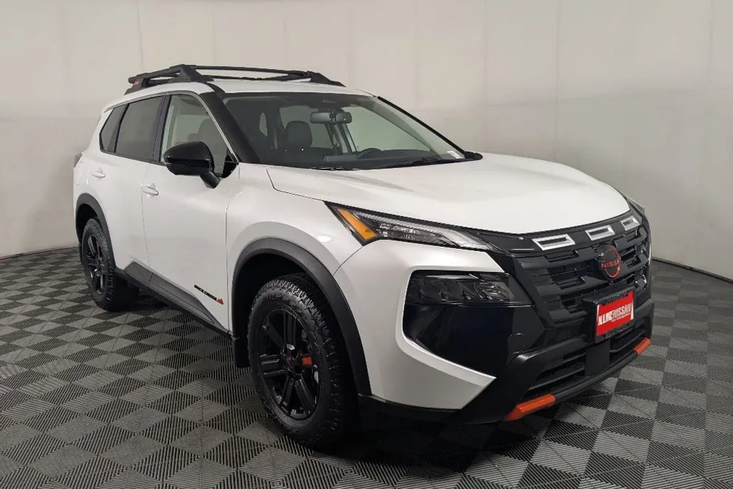 2026 Nissan Rogue SV photo 1