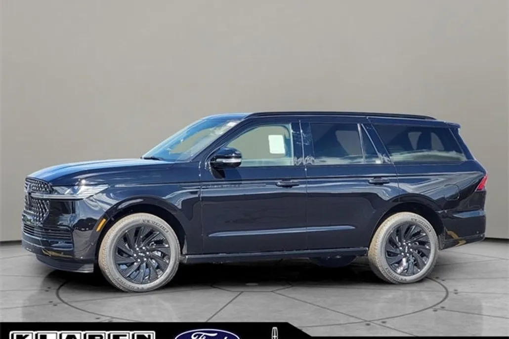 2025 Lincoln Navigator Reserve photo 1