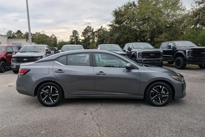 2024 Nissan Sentra SV photo 1