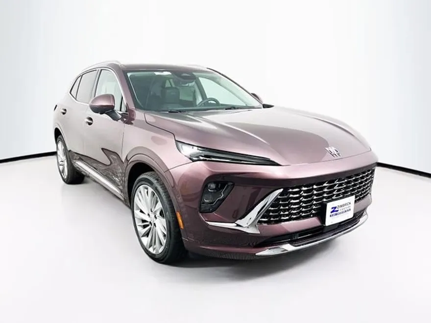 2025 Buick Envision Avenir photo 1