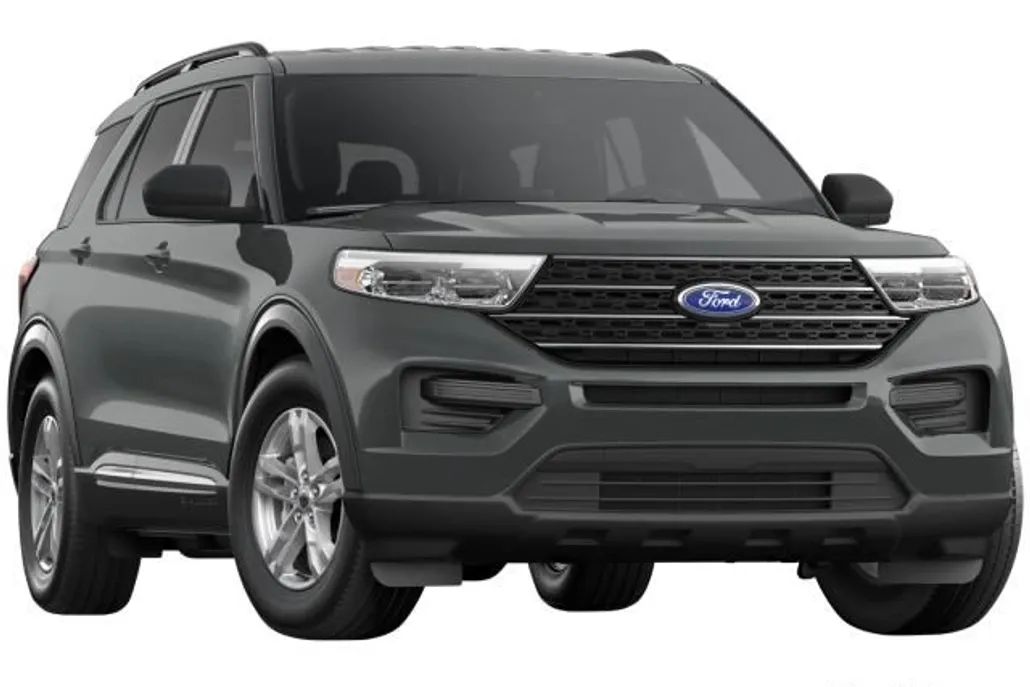 2023 Ford Explorer XLT photo 1