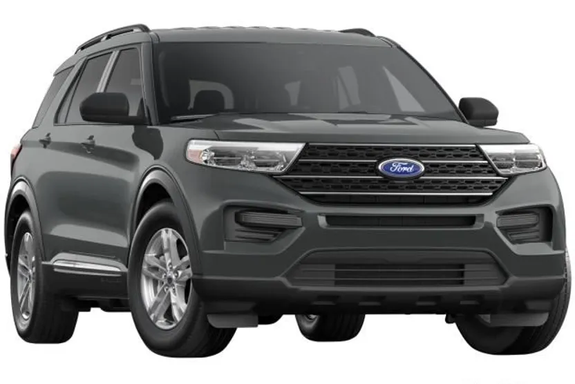 2023 Ford Explorer XLT photo 1