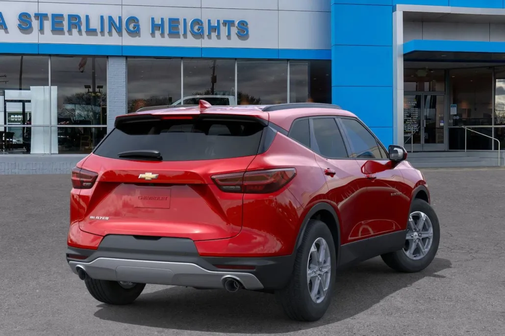 2025 Chevrolet Blazer 2LT photo 1