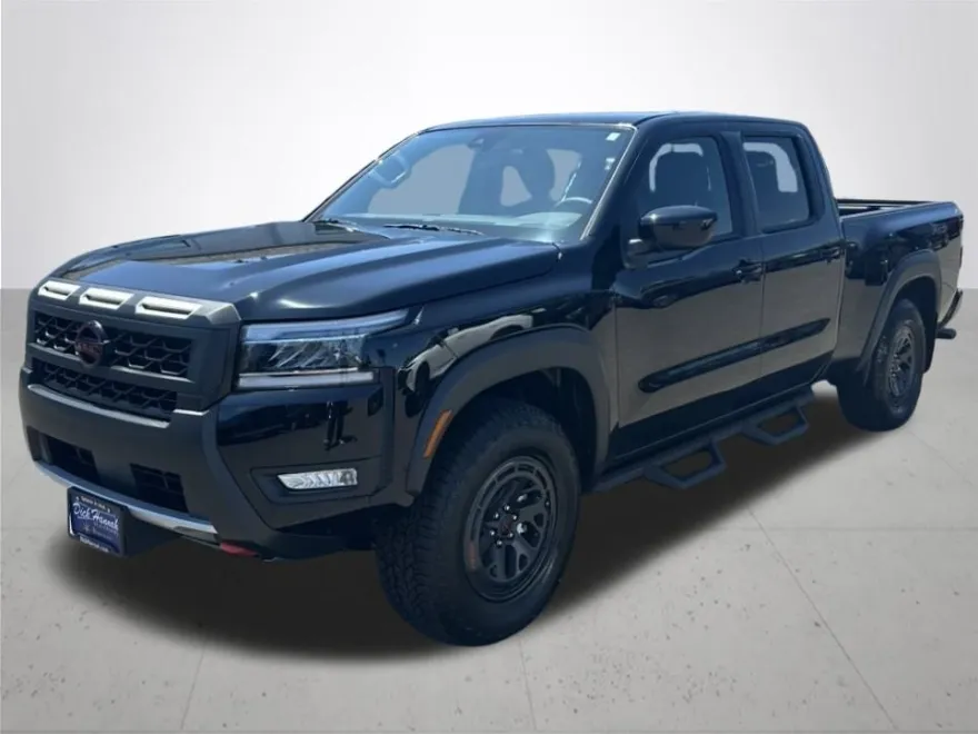2025 Nissan Frontier PRO-4X photo 1
