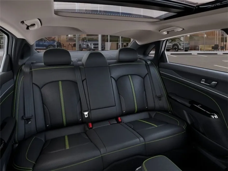 2025 Kia K5 GT photo 15