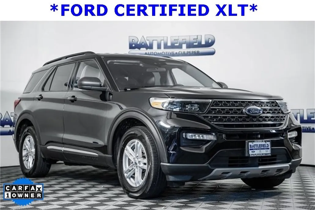 2024 Ford Explorer XLT photo 1