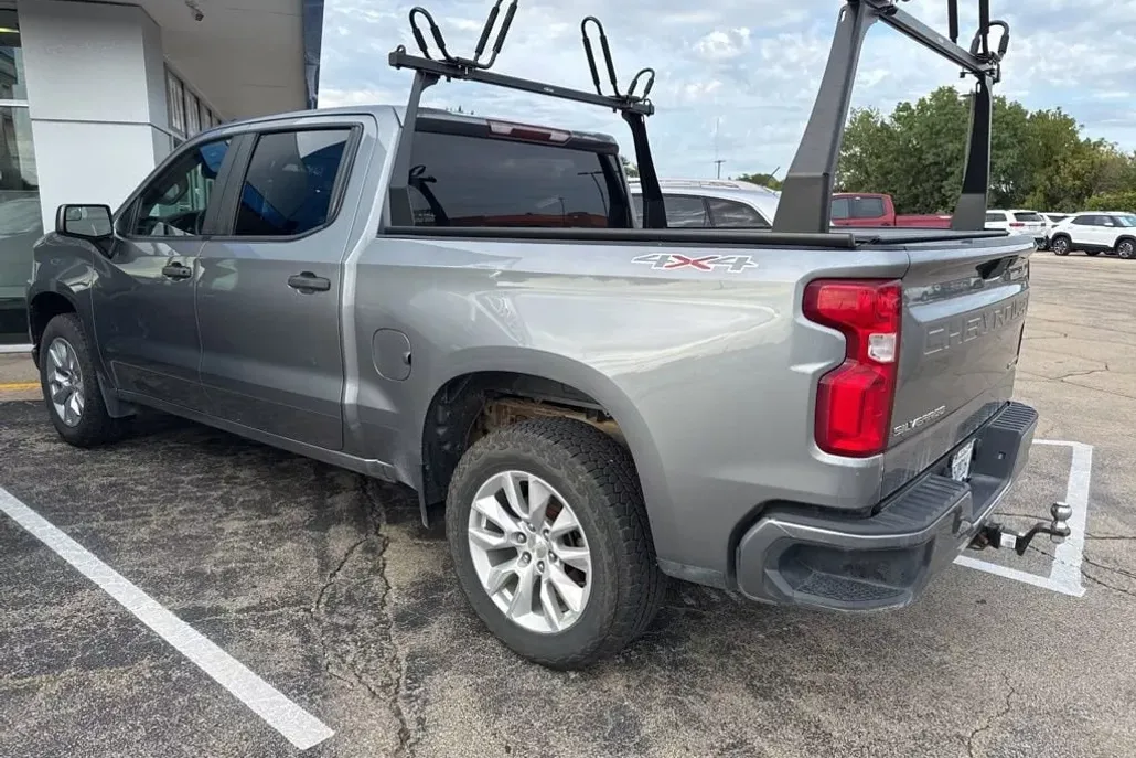 2020 Chevrolet Silverado 1500 Custom photo 1
