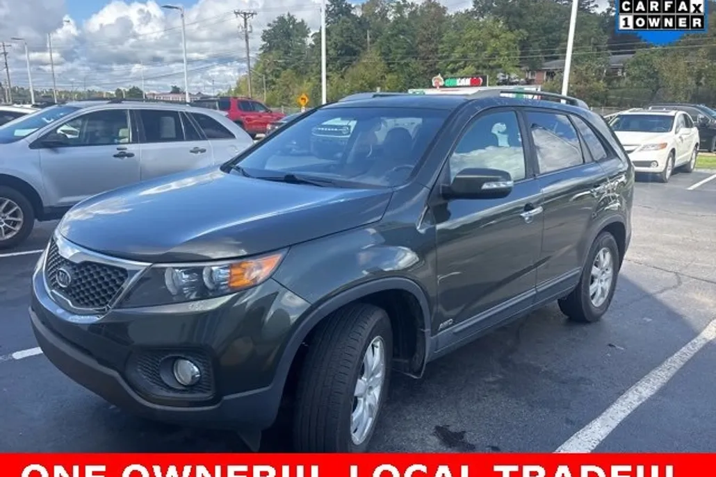 2011 Kia Sorento LX photo 1