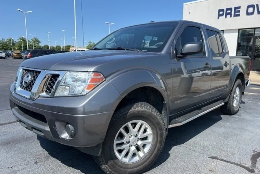 2016 Nissan Frontier SV photo 1
