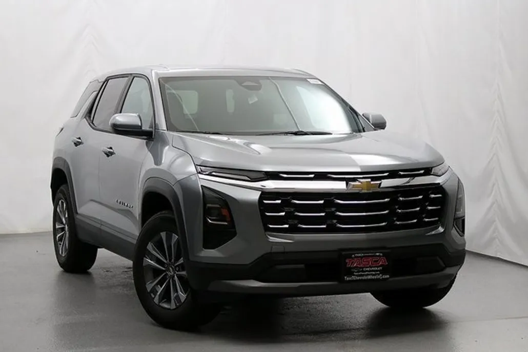 2026 Chevrolet Equinox LT photo 1