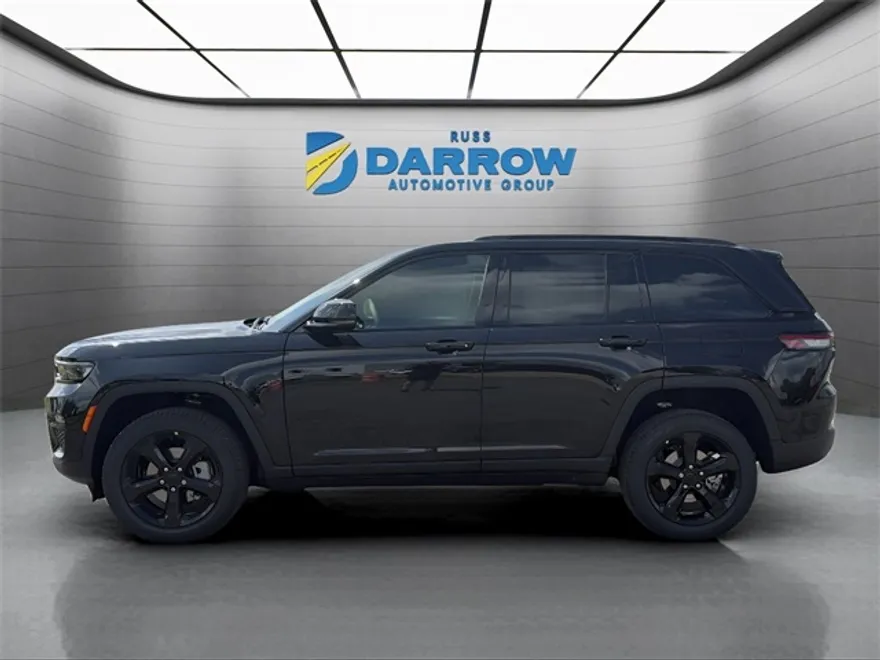 2025 Jeep Grand Cherokee Limited photo 1