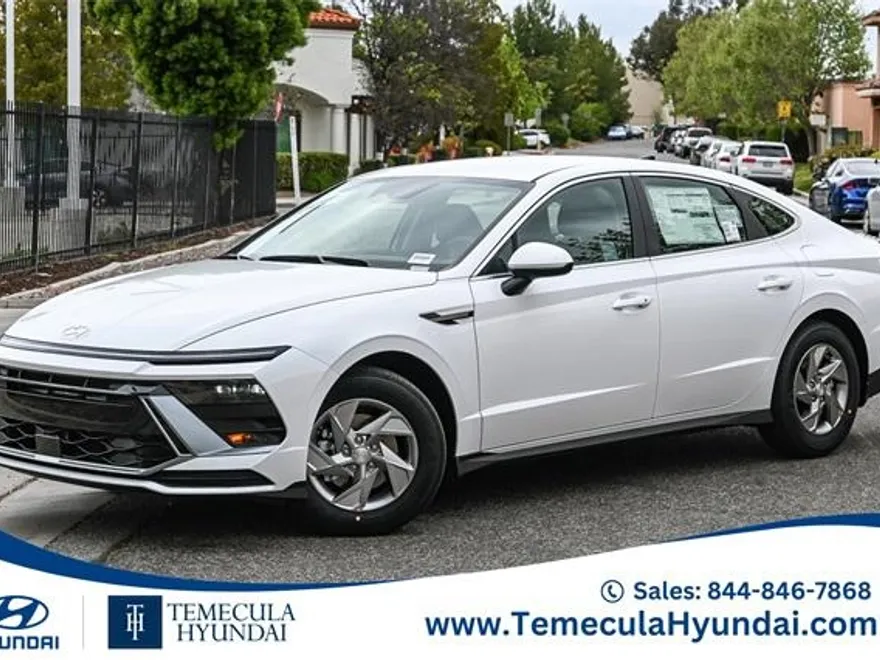 2025 Hyundai Sonata SE photo 1
