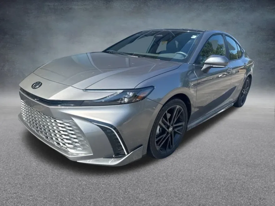 2025 Toyota Camry XSE photo 1