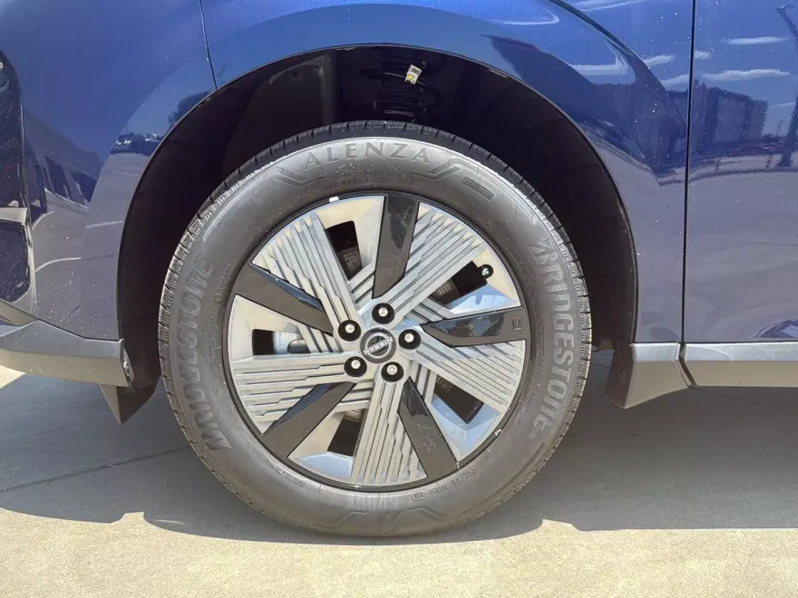 2025 Nissan Murano SL photo 1