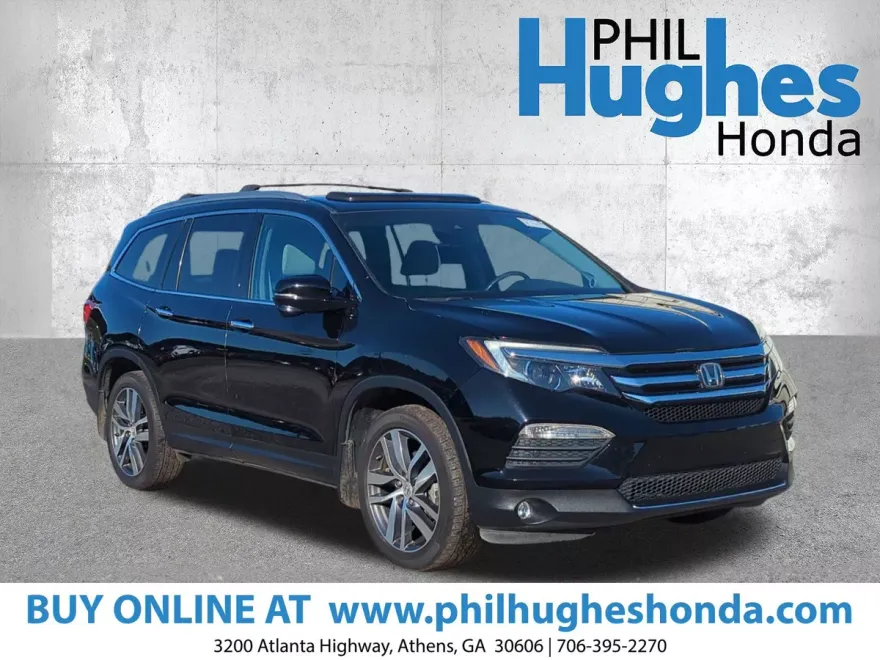 2017 Honda Pilot Touring photo 1