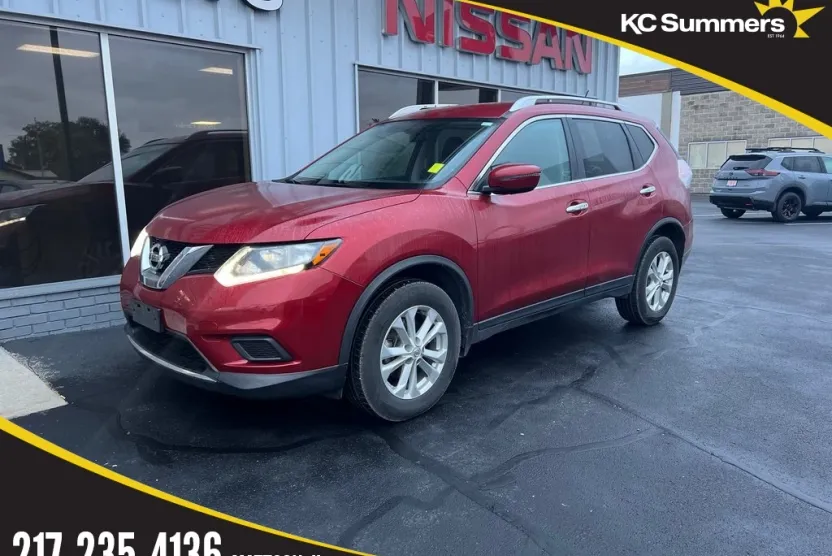 2016 Nissan Rogue SV photo 1