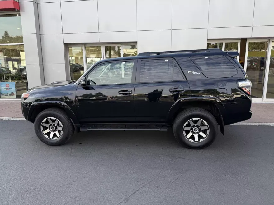 2022 Toyota 4Runner TRD Premium photo 1