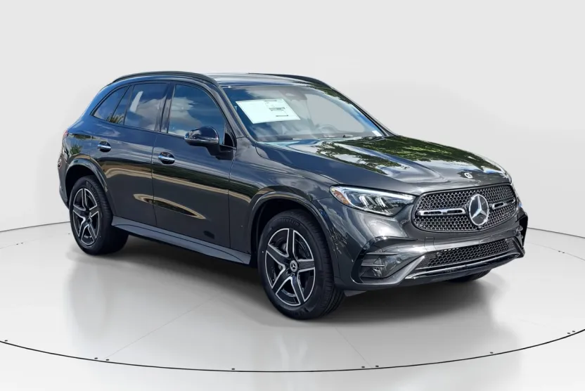 2026 Mercedes Benz GLC 300 photo 1