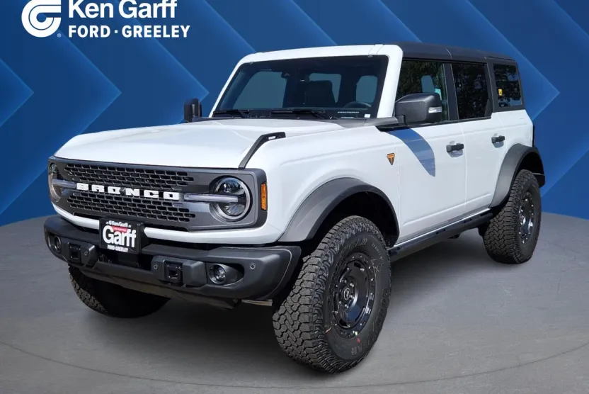 2025 Ford Bronco Badlands photo 1