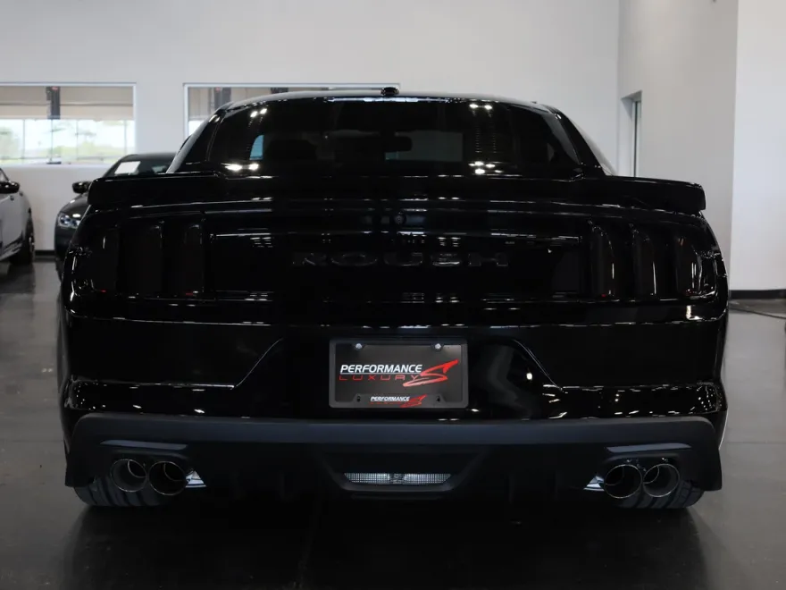 2017 Ford Mustang GT photo 1