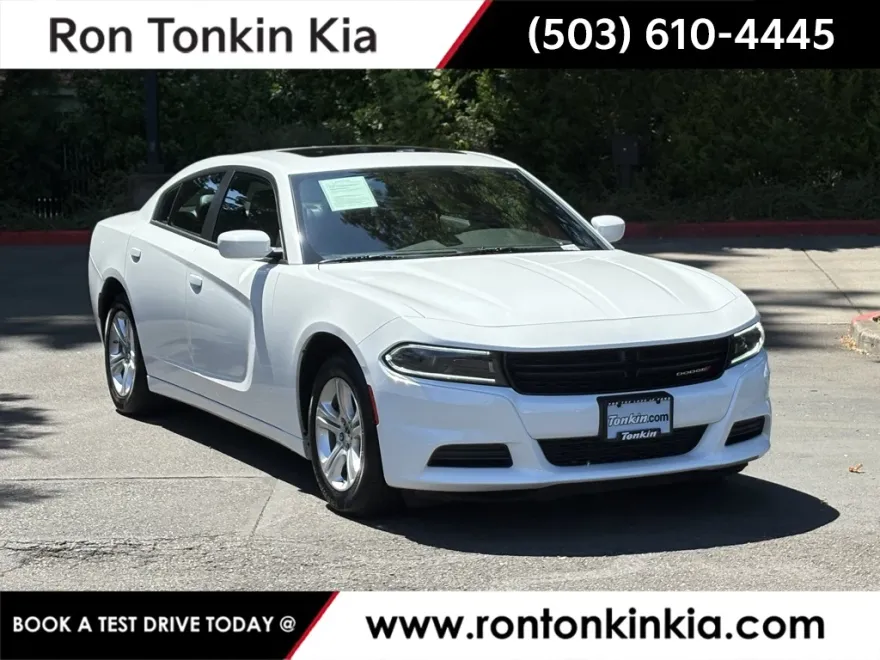 2022 Dodge Charger SXT photo 1