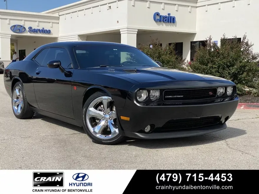 2013 Dodge Challenger R/T photo 1