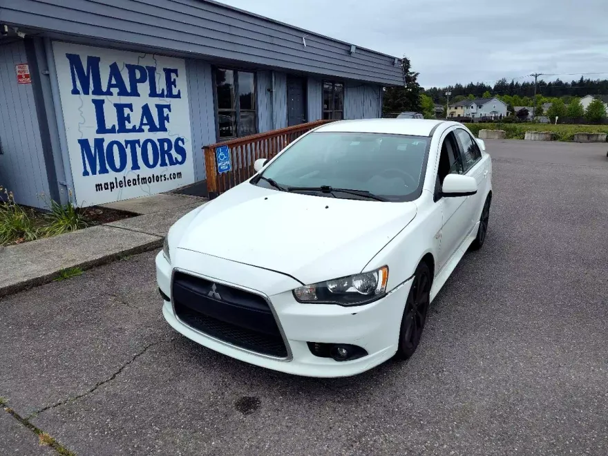 2013 Mitsubishi Lancer GT photo 1