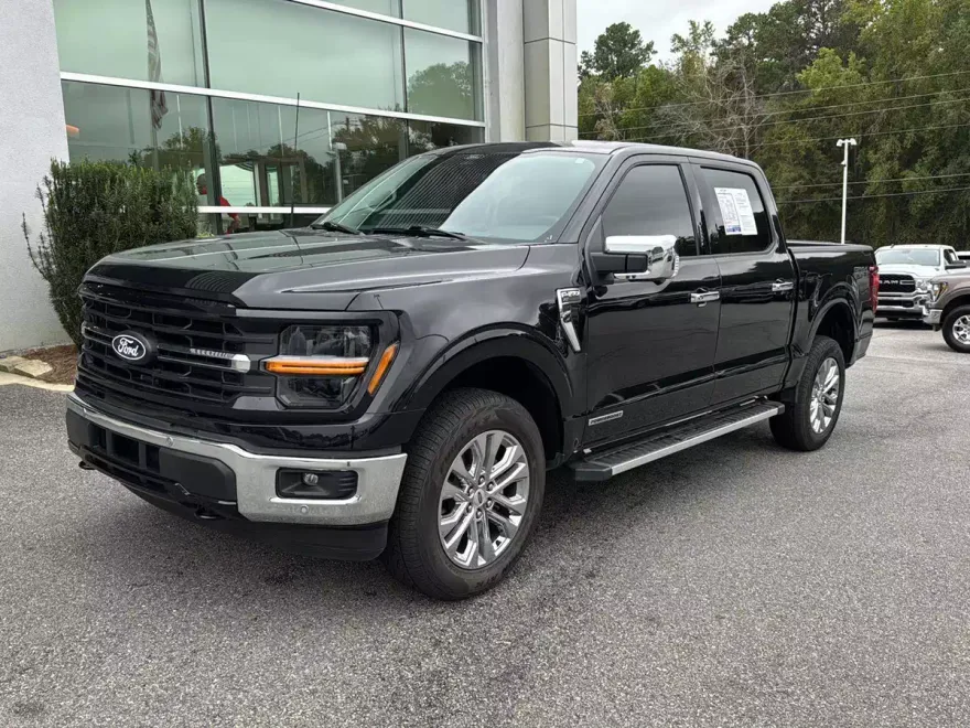 2024 Ford F-150 XLT photo 1