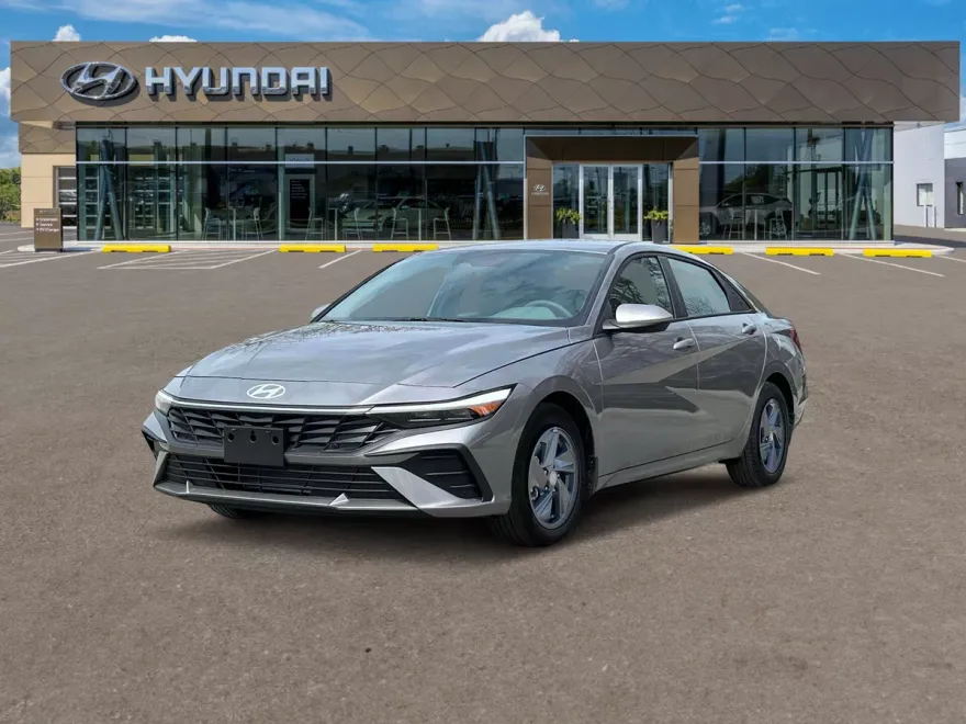 2025 Hyundai Elantra SE photo 1
