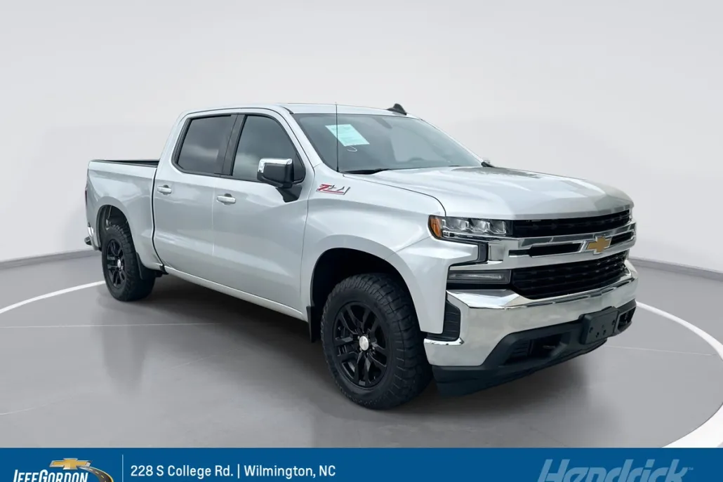2019 Chevrolet Silverado 1500 LT photo 1