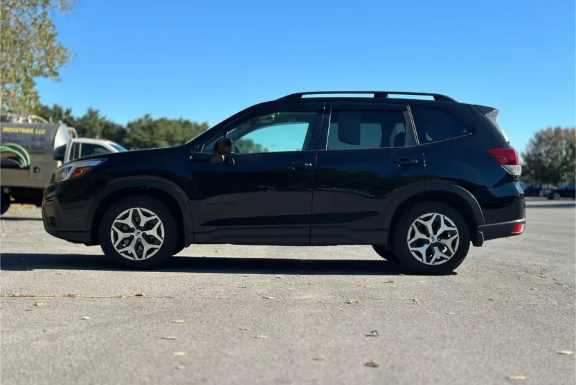 2019 Subaru Forester Premium Base photo 1